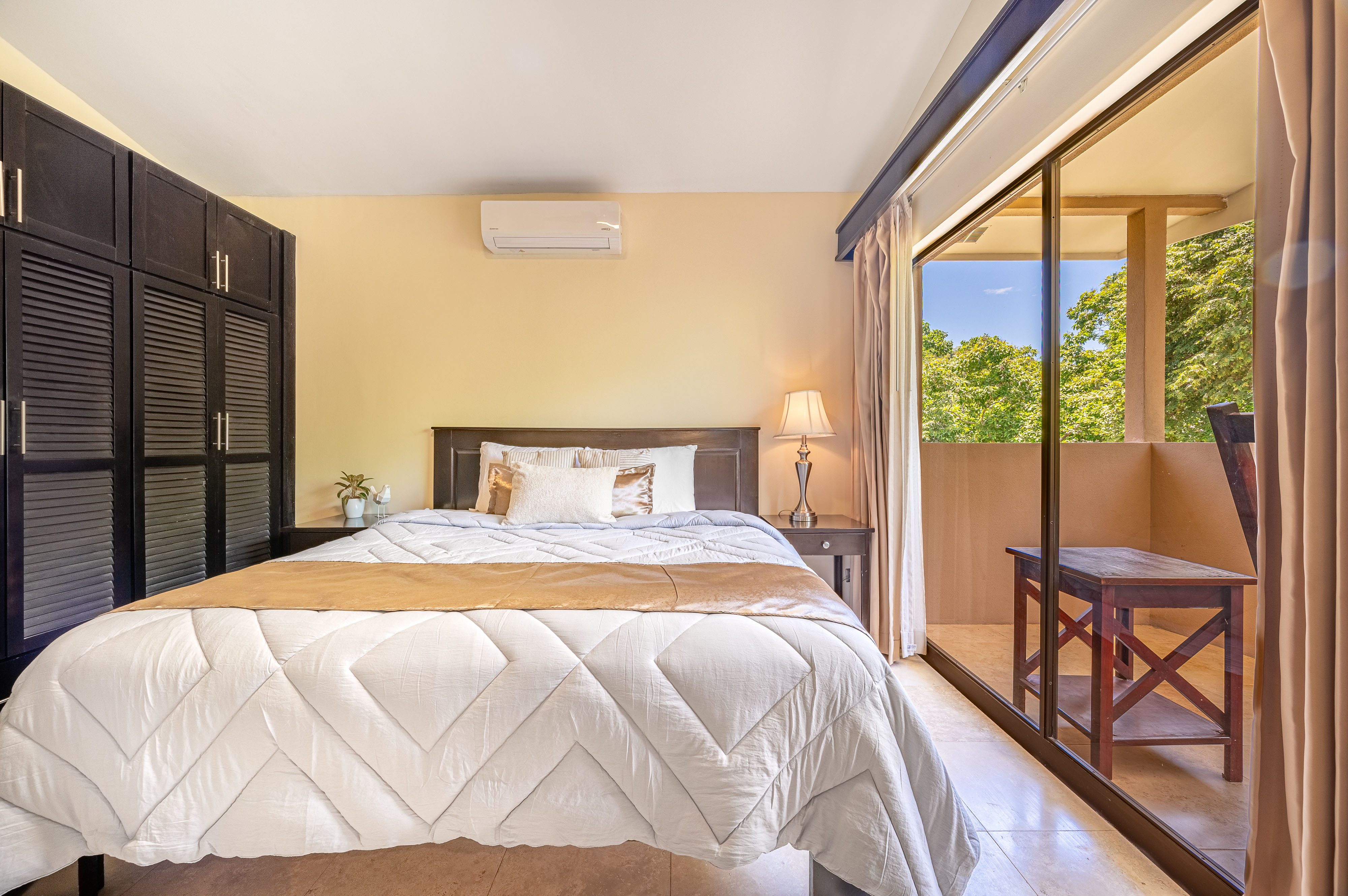 Orchid II bedroom 1 photo 2